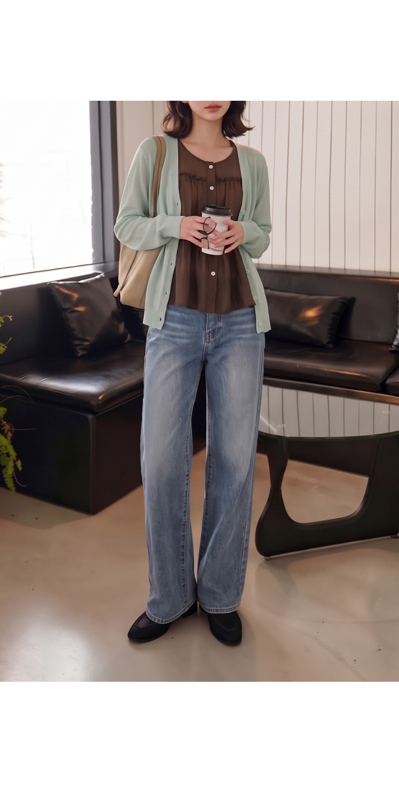 셔링 라운드 주름 블라우스