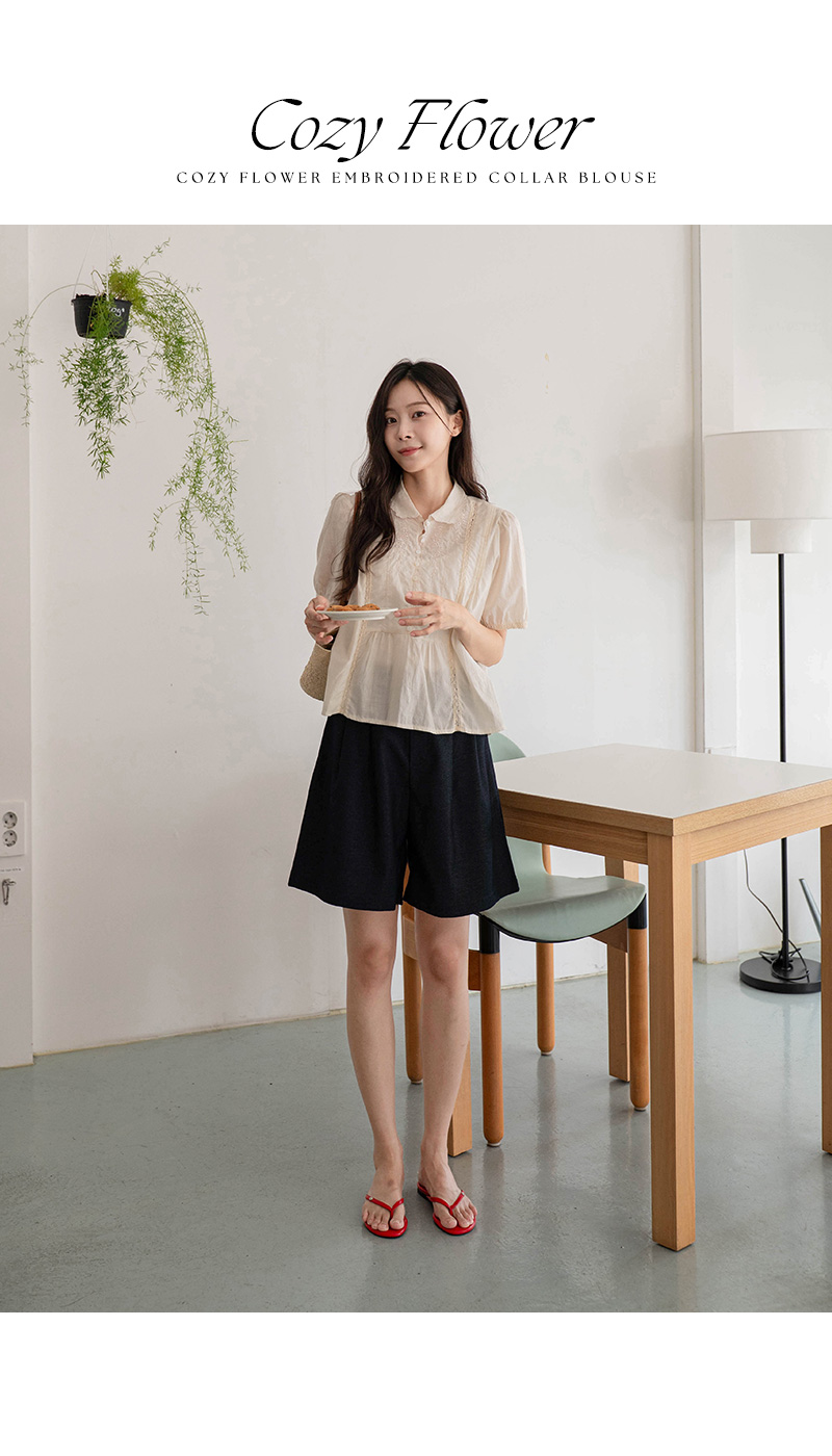 코지 플라워 자수 카라 블라우스